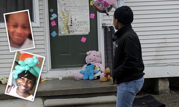 Χτύπησε και βασάνισε τα δυο της παιδιά μέχρι θανάτου. Τώρα λέει πως ήταν η «κακιά στιγμή»!