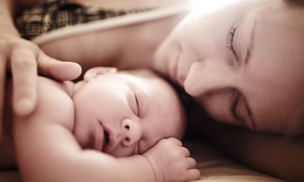 14 πράγματα που θα ήθελα να μου είχαν πει για την επιλόχεια κατάθλιψη