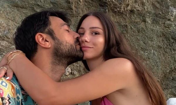 Ανδρέας Γεωργίου: Δείτε τη γλυκιά φωτογραφία με τη φουσκωμένη κοιλίτσα της συζύγου του