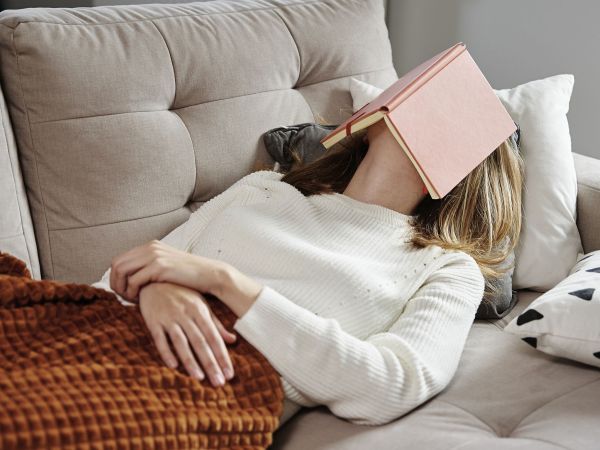 Έρευνα δείχνει ότι οι μαμάδες διαχειρίζονται το 79% των καθημερινών οικογενειακών απαιτήσεων