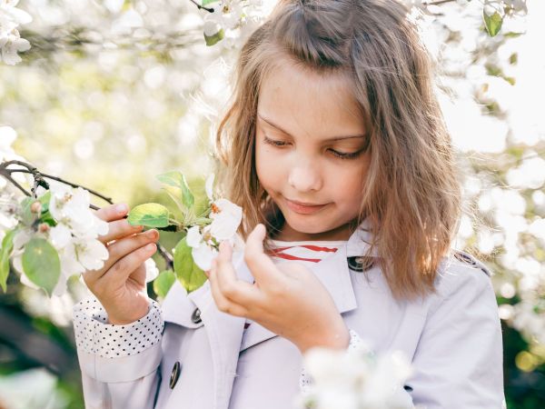 Πώς να μεγαλώσετε ένα ειλικρινές παιδί + 6 άλλες αξίες που πρέπει να του διδάξετε μέχρι τα 10