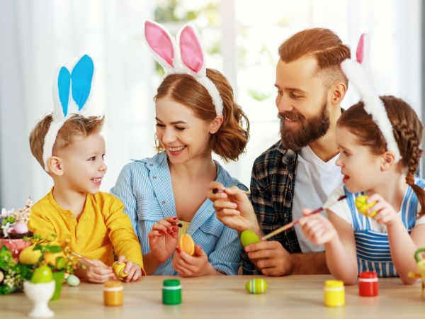 Μεγάλο Σάββατο: Παραδόσεις, παιδικές δραστηριότητες & 6 εκκλησίες για να κάνετε Ανάσταση στην Αθήνα