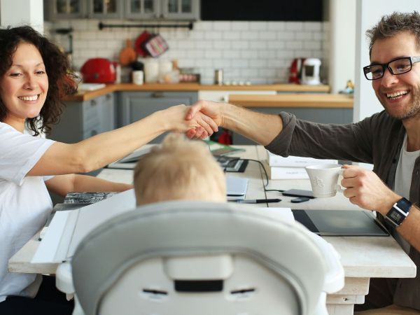 Passenger Parenting: Όταν ο ένας γονιός μένει συνεπιβάτης στην ανατροφή των παιδιών