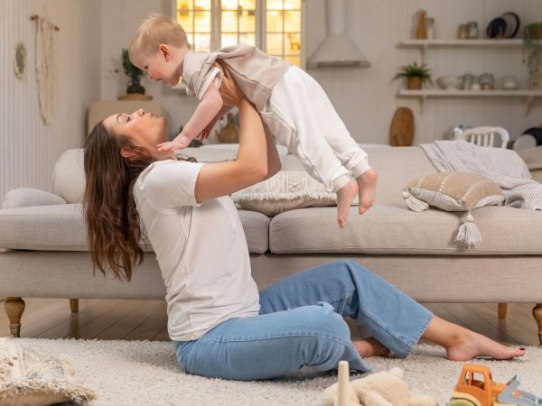 10 φράσεις που κάθε παιδί χρειάζεται να ακούει καθημερινά από τους γονείς του