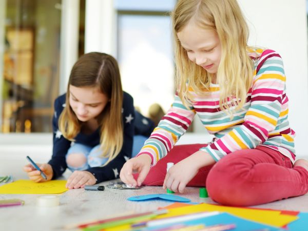 10 ιδέες για παιχνίδι στο σπίτι, ιδανικές για όλες τις ηλικίες