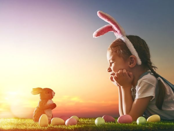 Μεγάλη Πέμπτη: Η σημασία της ημέρας και ιδέες για δημιουργικές στιγμές με τα παιδιά