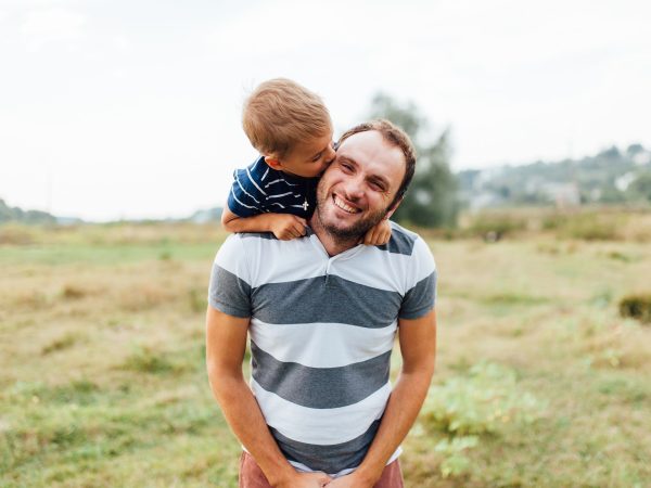 Ποιοτικός χρόνος με τα παιδιά: Ένας οδηγός για μπαμπάδες