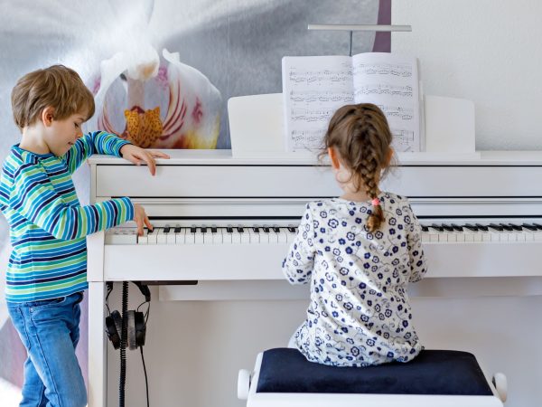 Πώς οι εξωσχολικές δραστηριότητες «χτίζουν» το μέλλον του παιδιού