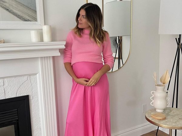 Πότε να ξεκινήσεις να φοράς ρούχα εγκυμοσύνης και τι να προσέξεις