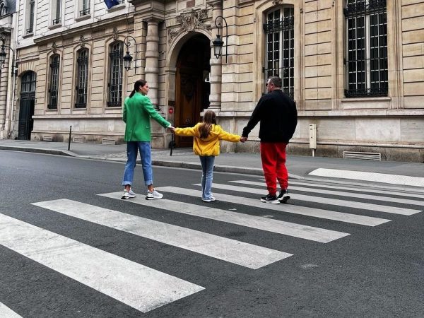Υβόννη Μπόσνιακ: Η συγκινητική ανάρτηση για τον Αντώνη Ρέμο και την 10χρονη κόρη τους