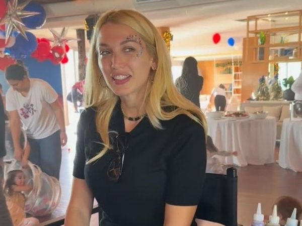 Τα 3Α της Κωνσταντίνας Σπυροπούλου: Το κλαμπ που όλες οι μαμάδες ανήκουμε