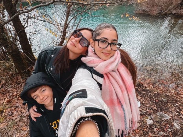 Αγγελική Δαλιάνη: Το χαλαρό Σαββατοκύριακο που πέρασε με τα παιδιά της στη λίμνη Δόξα