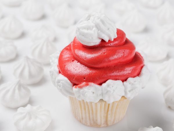 Πώς να φτιάξετε cupcakes-καπελάκια Άγιου Βασίλη