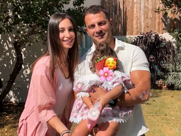 Γιώργος Αγγελόπουλος: Η μετακόμιση στη Σκιάθο και οι αλλαγές στη ζωή του με τον ερχομό της κόρης του