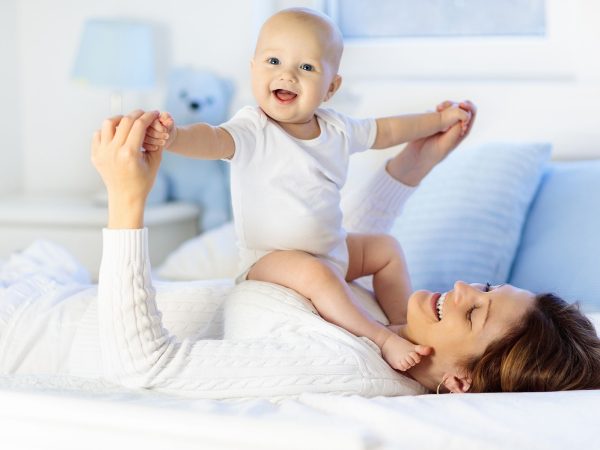 Μωρά και αναπτυξιακά άλματα: Πότε και πώς να τα αναγνωρίσεις