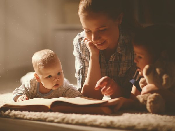 Όταν οι γονείς δε διαβάζουν στα παιδιά τους - Μια στενάχωρη αλήθεια