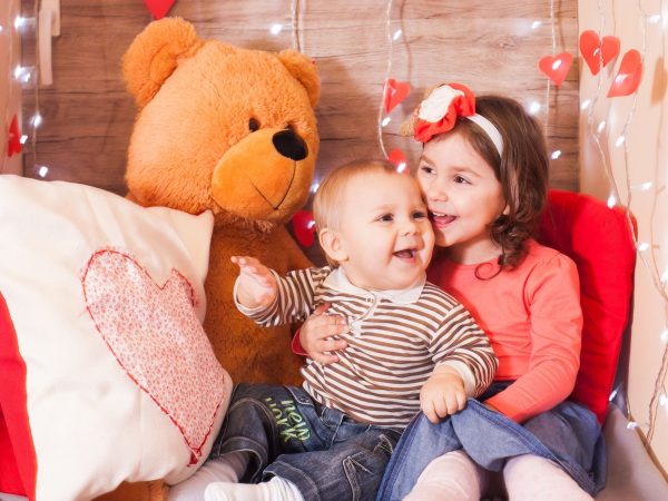 «Ποιος είναι ο  Άγιος Βαλεντίνος;» - Τι απαντάμε στα μικρά παιδιά