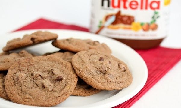 Συνταγή για μαλακά μπισκότα σοκολάτας που λιώνουν στο στόμα