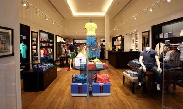 Η Sarkk ΑΒΕΕ στηρίζει τους πυρόπληκτους μέσω δωρεάς καινούργιου παιδικού ρουχισμού Tommy Hilfiger