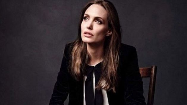 Οι φωτογραφίες που πρέπει να δεις: Η Angelina Jolie σε χαλαρή βόλτα με τον Pax