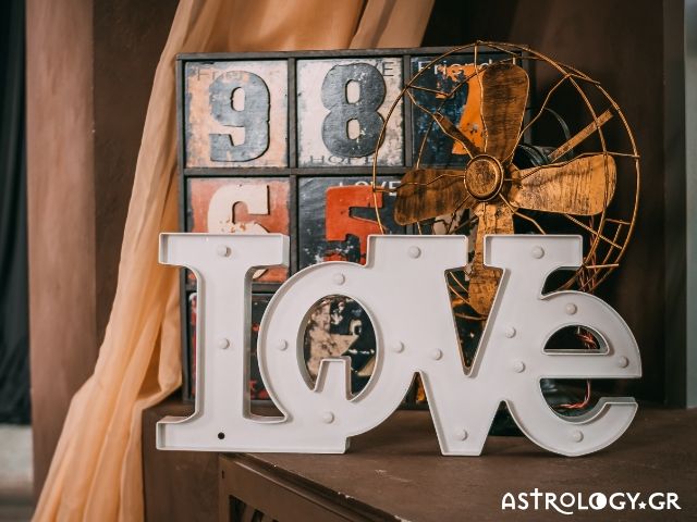 Προβλέψεις αγάπης για όλα τα Ζώδια, 07/04