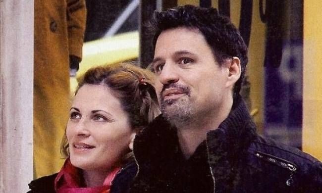 Ο Πετράκος, η Θεοφανία, το μωρό που περιμένουν και το τρίτο πρόσωπο!