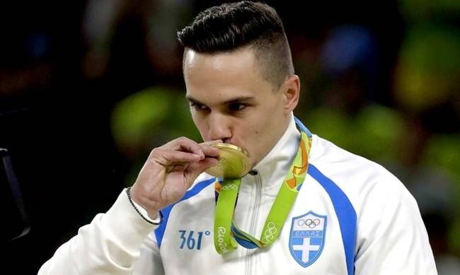 Λευτέρης Πετρούνιας: Έτσι έγραψε Ιστορία