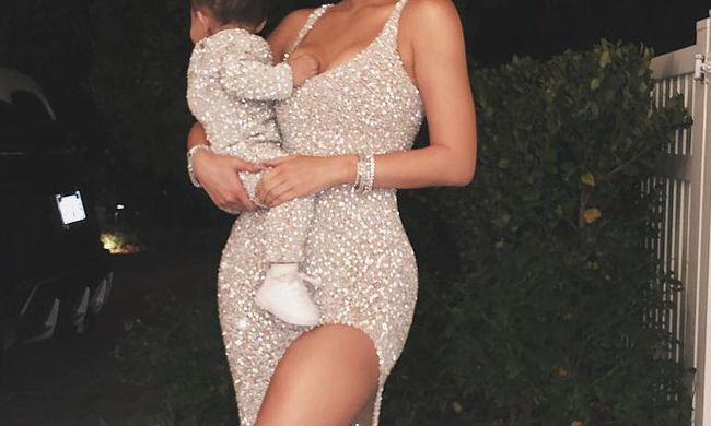 Το απόλυτο χριστουγεννιάτικο look για μαμά και κόρη (pic)