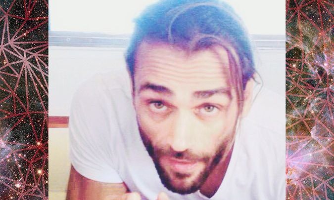 Τεό Θεοδωρίδης: Λίγο πριν γίνει μπαμπάς μιλά για τα δίδυμα που περιμένει!