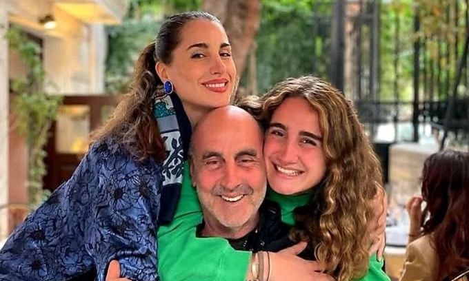 Γιώργος Βουλγαράκης: Με τις δύο κόρες και την εγγονή του στο γυμναστήριο