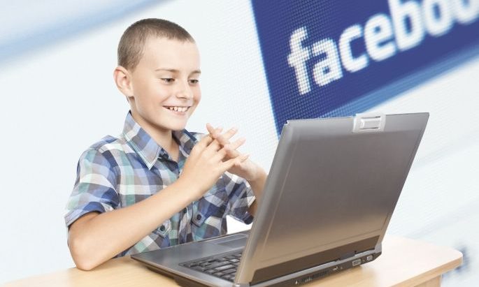 Ένα στα δυο παιδιά ηλικίας 14 έως 16 ετών διατηρούν προφίλ στο facebook!