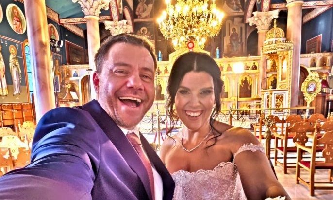 Ευτύχης Μπλέτσας-Ηλέκτρα Αστέρη: Παντρεύτηκαν με θρησκευτικό γάμο μετά από 13 χρόνια κοινής πορείας