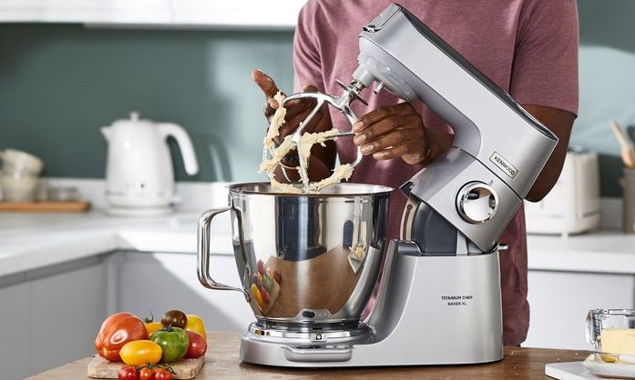 Το δικό σου μίξερ μπορεί να κάνει τα πάντα; Ε λοιπόν, η Kenwood μπορεί!