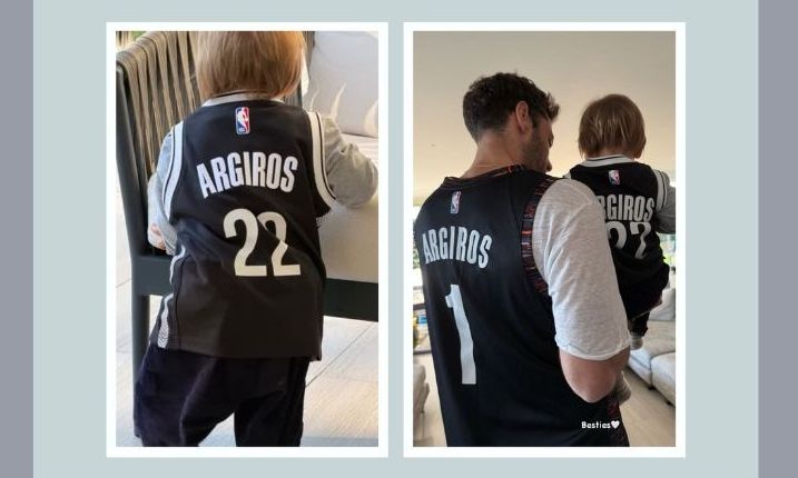Ο Κωνσταντίνος Αργυρός ποζάρει με τον γιο του φορώντας ίδια φανέλα – Η ανάρτηση της Αλεξάνδρας Νίκα