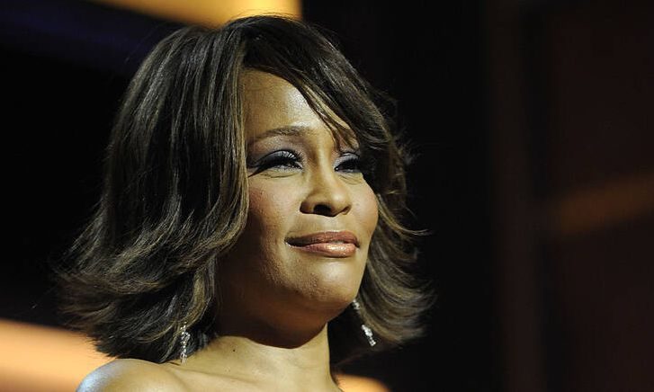 Ετοιμάζεται νέα βιογραφική ταινία για την εμβληματική Γουίτνεϊ Χιούστον