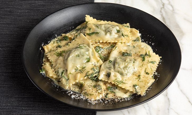 Συνταγή για σπιτικά ραβιόλια με σπανάκι – Πώς θα τα φτιάξετε