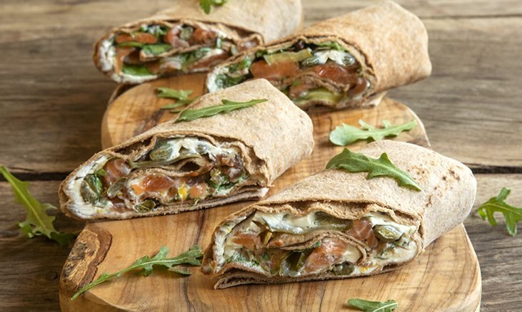 Wrap με σπιτικό σολομό - Ιδανικό για κολατσιό των παιδιών