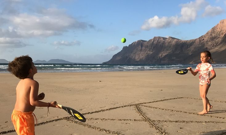 Ρακέτες με βεντούζες - Για ατελείωτο παιχνίδι στην παραλία