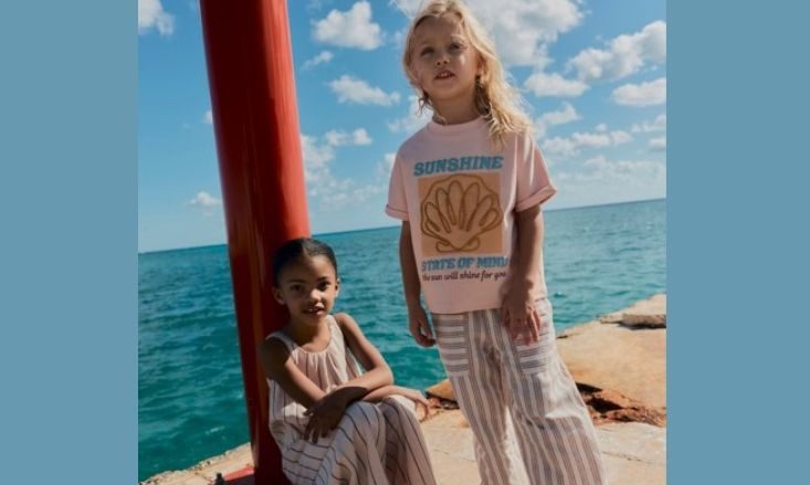 Marks & Spencer: Μια συλλογή αφιερωμένη στη φωτεινότητα της παιδικής ανεμελιάς