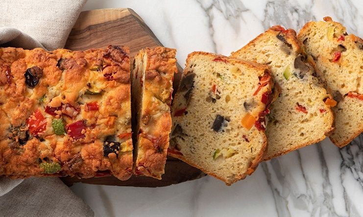 Τι να πάρετε μαζί σας στη θάλασσα; Κέικ με γιαούρτι και ψητά λαχανικά