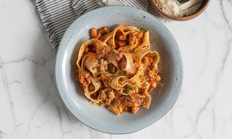 Παπαρδέλες με ραγού από θράψαλα - Μια συνταγή διαφορετική και πολύ γευστική