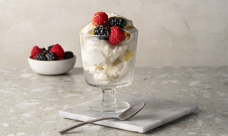 Frozen yogurt χωρίς παγωτομηχανή και χωρίς μίξερ