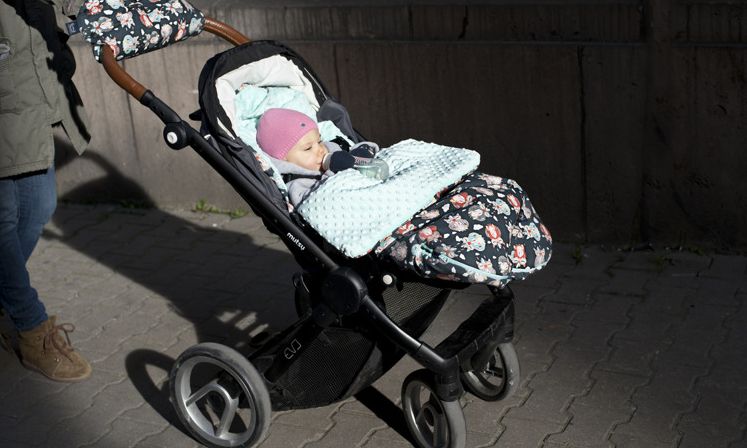 Αδιάβροχος βελούδινος ποδόσακος για μωρά