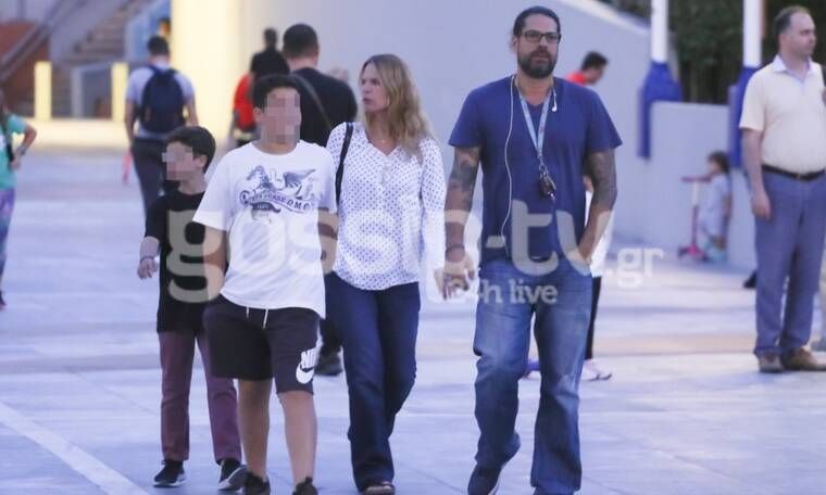 Λορέντζο Καριέρε: Η απίστευτη αλλαγή στην εμφάνισή του και η σπάνια δημόσια έξοδος με τους γιους του