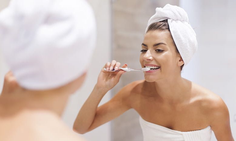 Η οδοντόκρεμα για τα ούλα που φροντίζει και το σμάλτο σου