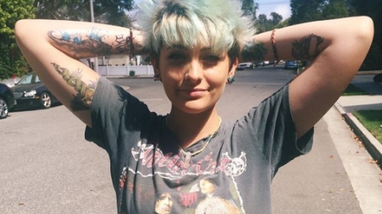 Η κόρη του Μάικλ Τζάκσον αντεπιτίθεται: «Αδιαφορείστε για τα σκουπίδια»