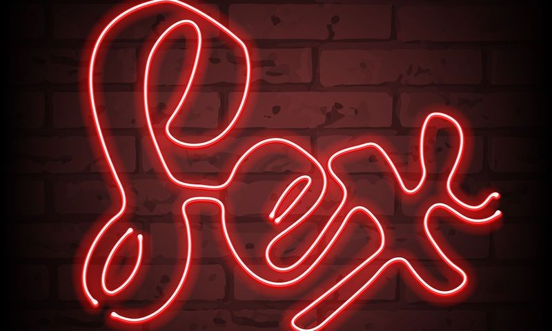 Γιατί οι έφηβοι χάνουν όλο και πιο νωρίς την παρθενιά τους