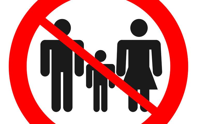 Μια στις 4 Ελληνίδες δεν κάνει παιδί