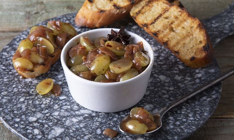 Chutney σταφυλιού από τον Άκη Πετρετζίκη