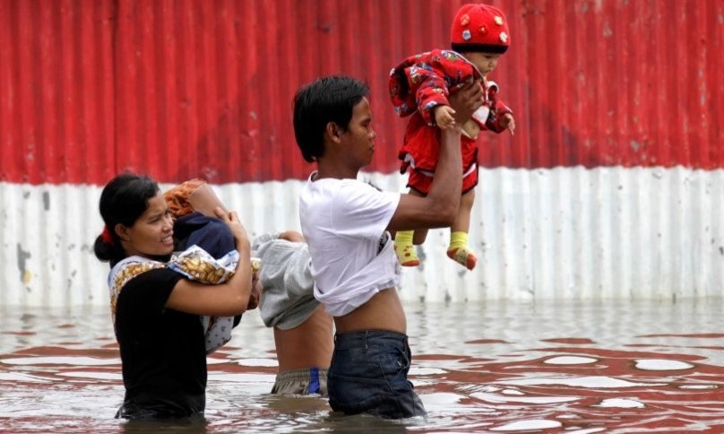 Η φωτογραφία μιας οικογένειας που κάνει τον γύρο του κόσμου!